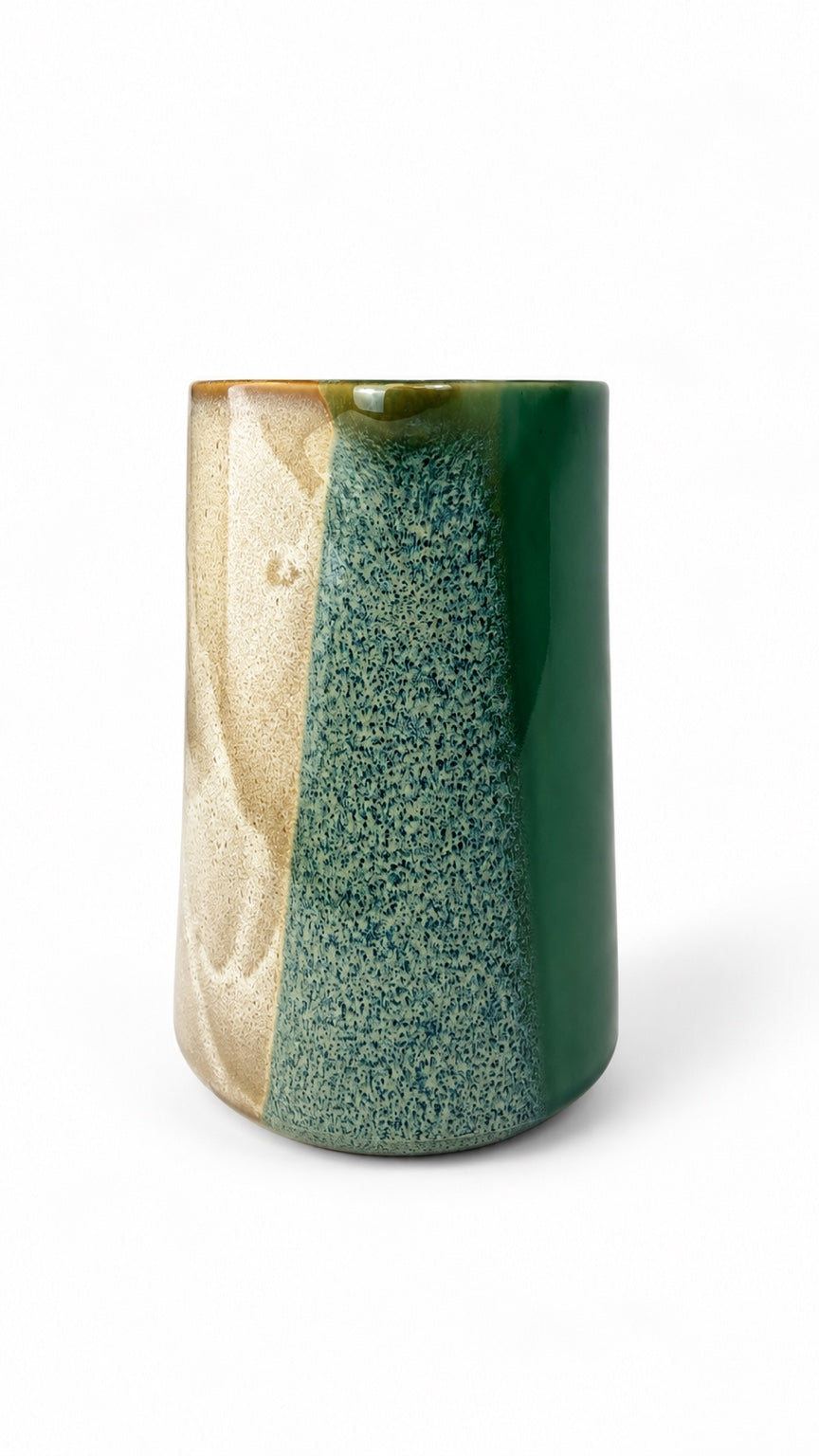 Açores Pitcher Portuguese stoneware – side reactive glaze view